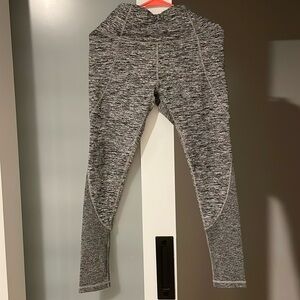 Calia Heather black athletic leggings with pockets, size M